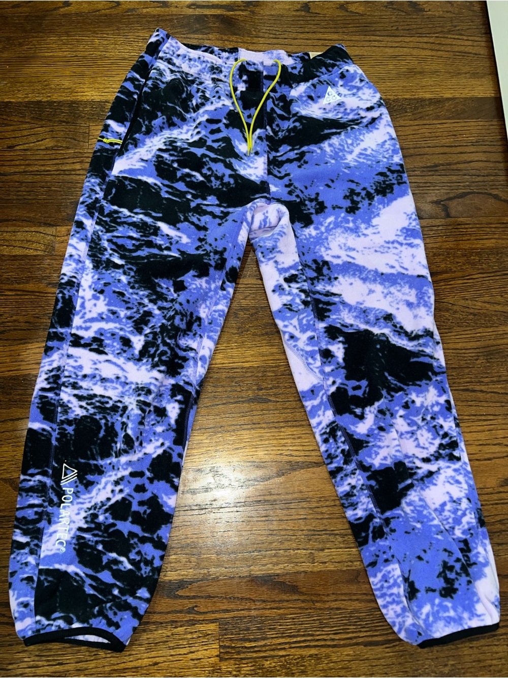 Nike ACG Polartec Wolf Tree Allover Print Pants Lilac FN2432-512 Mens